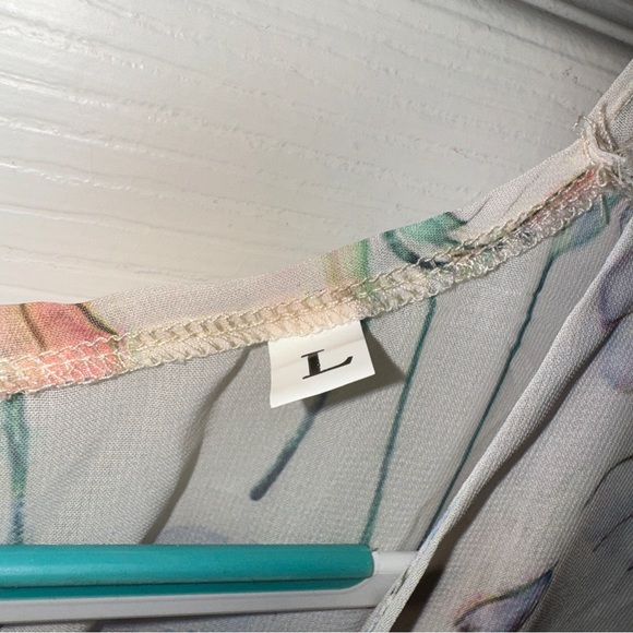 SHEIN Floral Print Plunging Neck Flounce Sleeve Dress - Picture 4 of 11